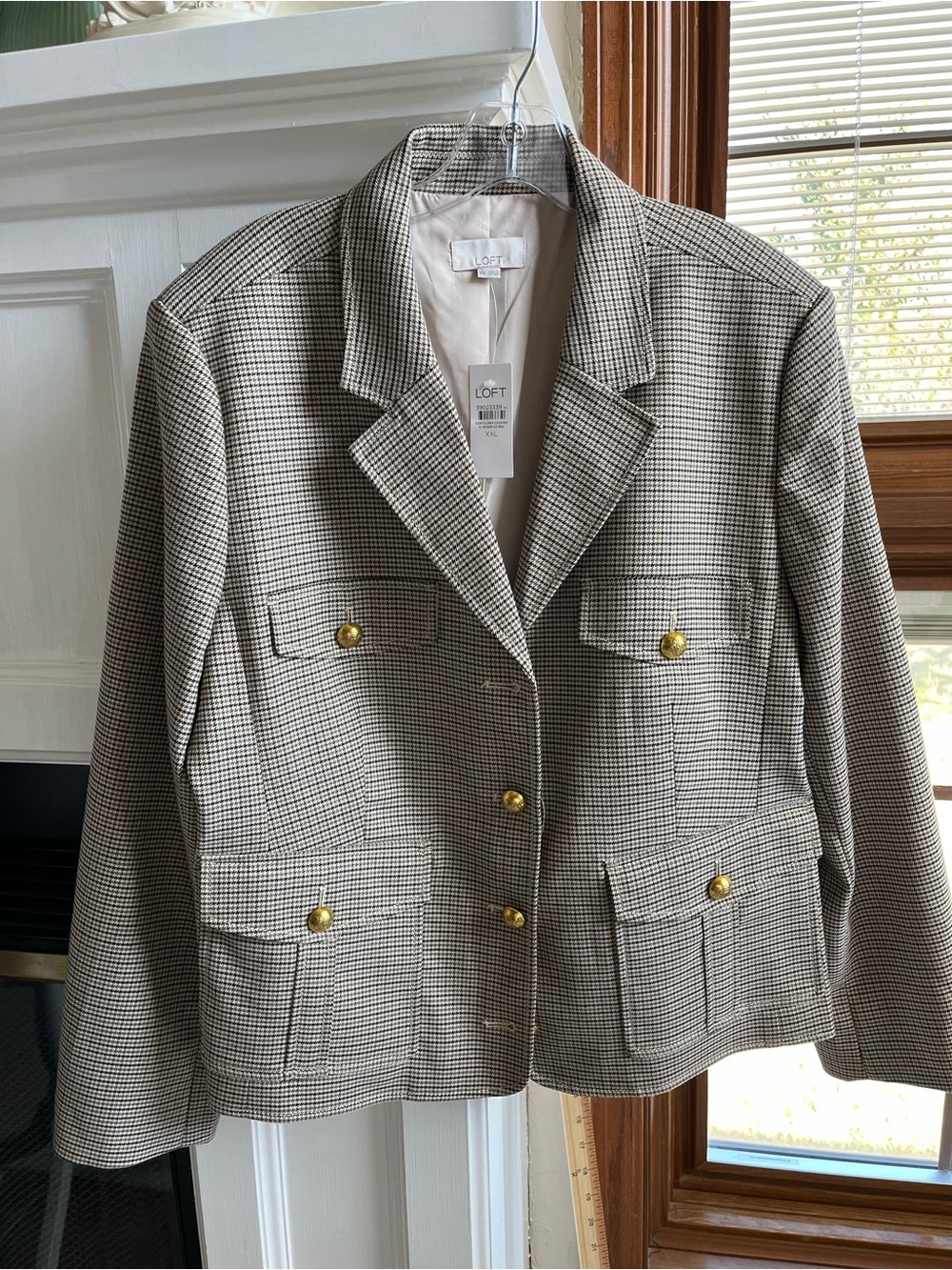 LOFT Houndstooth Beige and Black Tailored Blazer with Gold Buttons